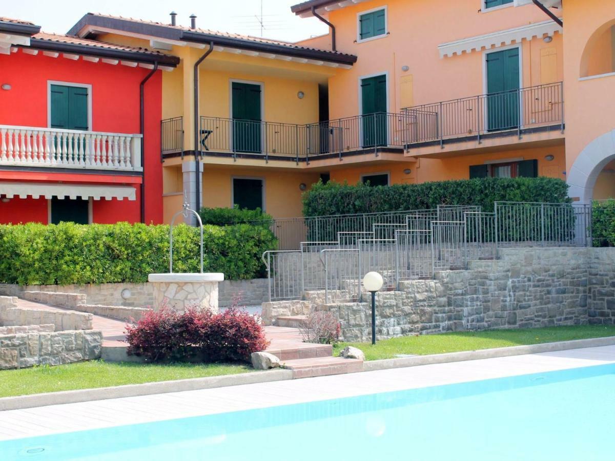 Small Residence Of Only 18 Apartments With Swimming Pool Lazise Exterior foto